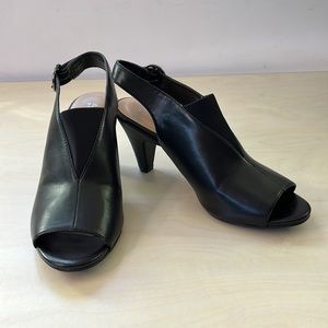 Alfani black peep toe, sling back heels, 7M